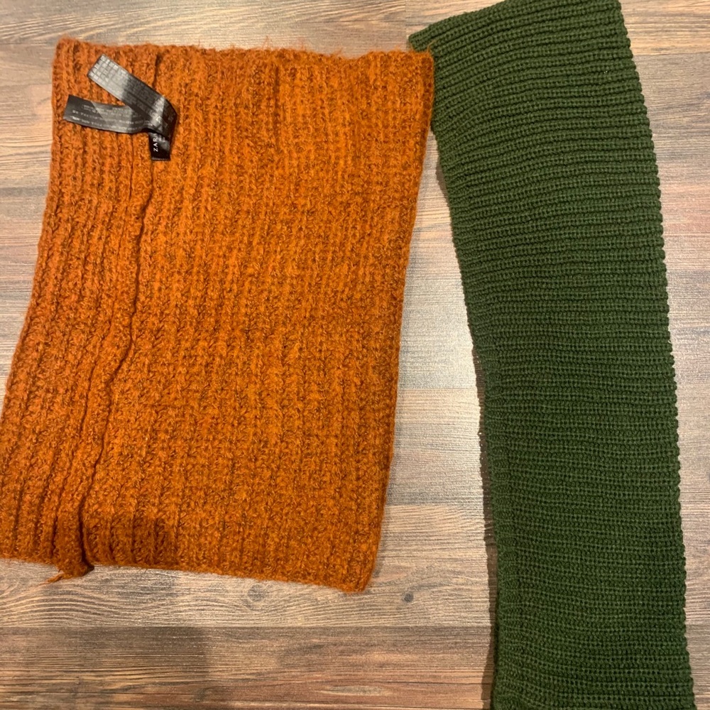 Green Infinity scarf - Picture 2 of 4